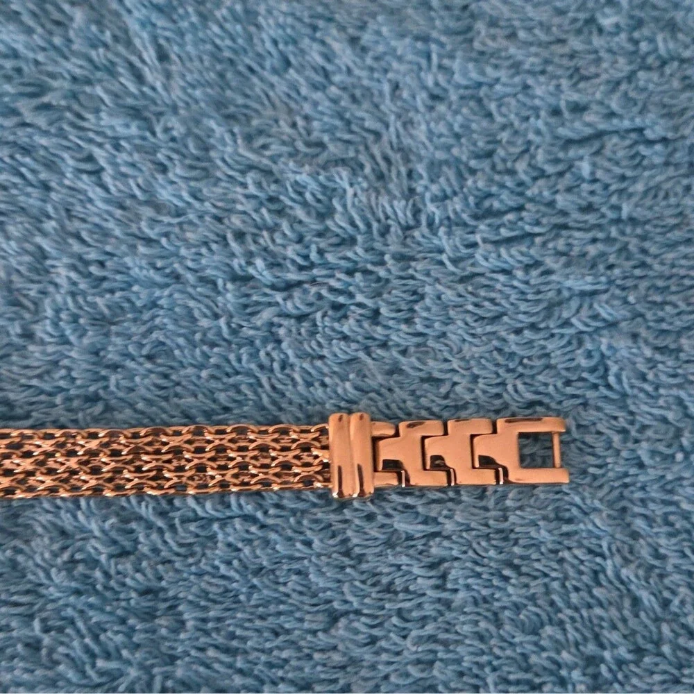 Gold Tone Mesh Chain Bracelet with Clear X Pavé Accent, Fold Over Closure